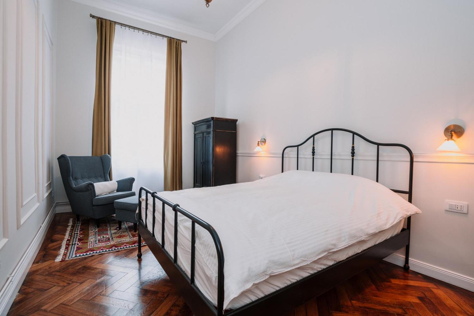 Old Town Central Apartment كلوج-نابوكا المظهر الخارجي الصورة