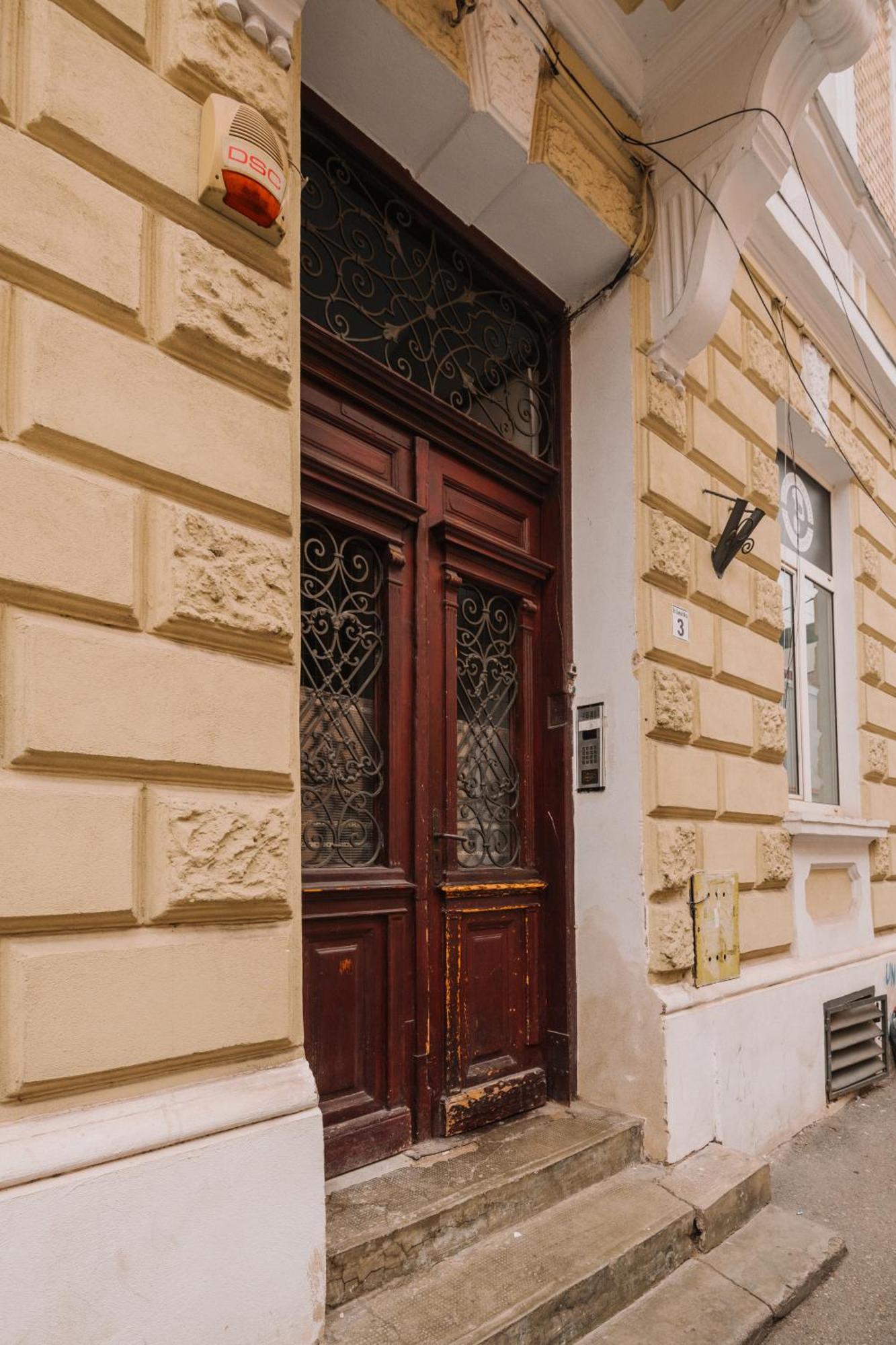 Old Town Central Apartment كلوج-نابوكا المظهر الخارجي الصورة