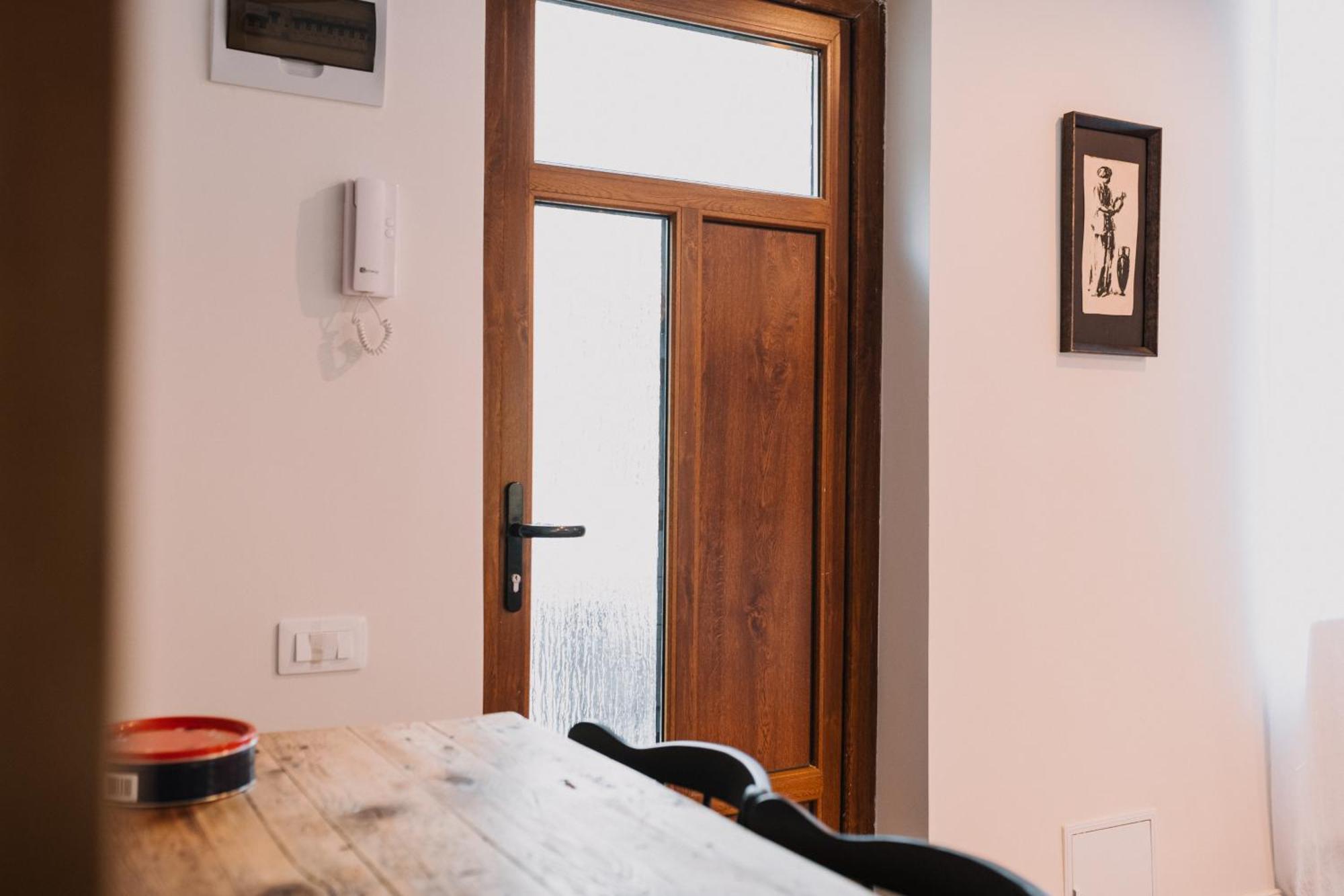 Old Town Central Apartment كلوج-نابوكا المظهر الخارجي الصورة